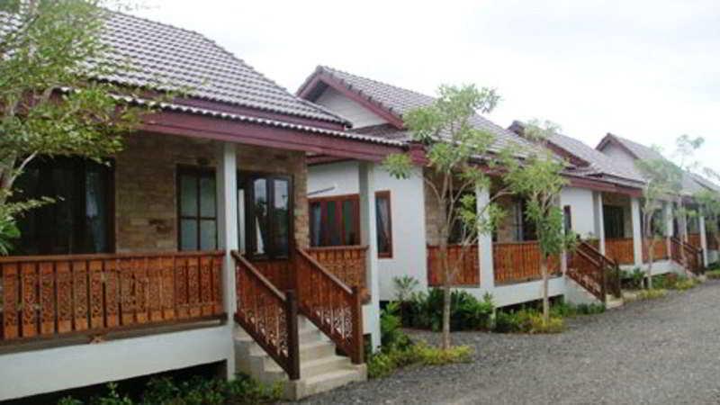 Yuwadee Resort Chalong Exterior foto