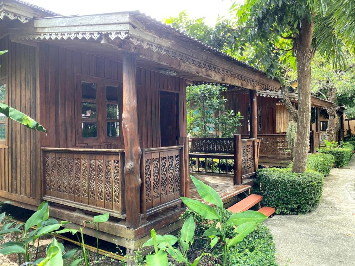 Yuwadee Resort Chalong Exterior foto