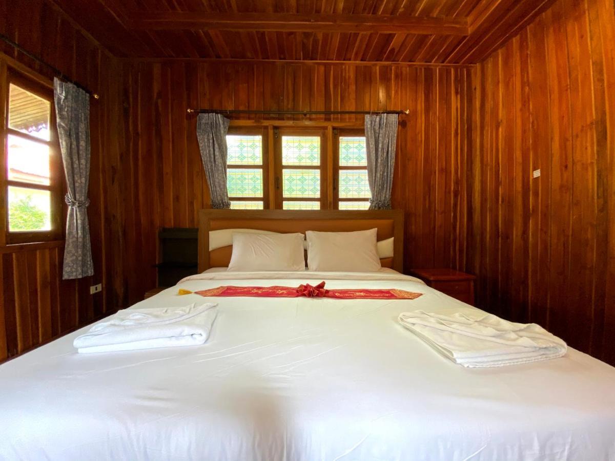 Yuwadee Resort Chalong Exterior foto