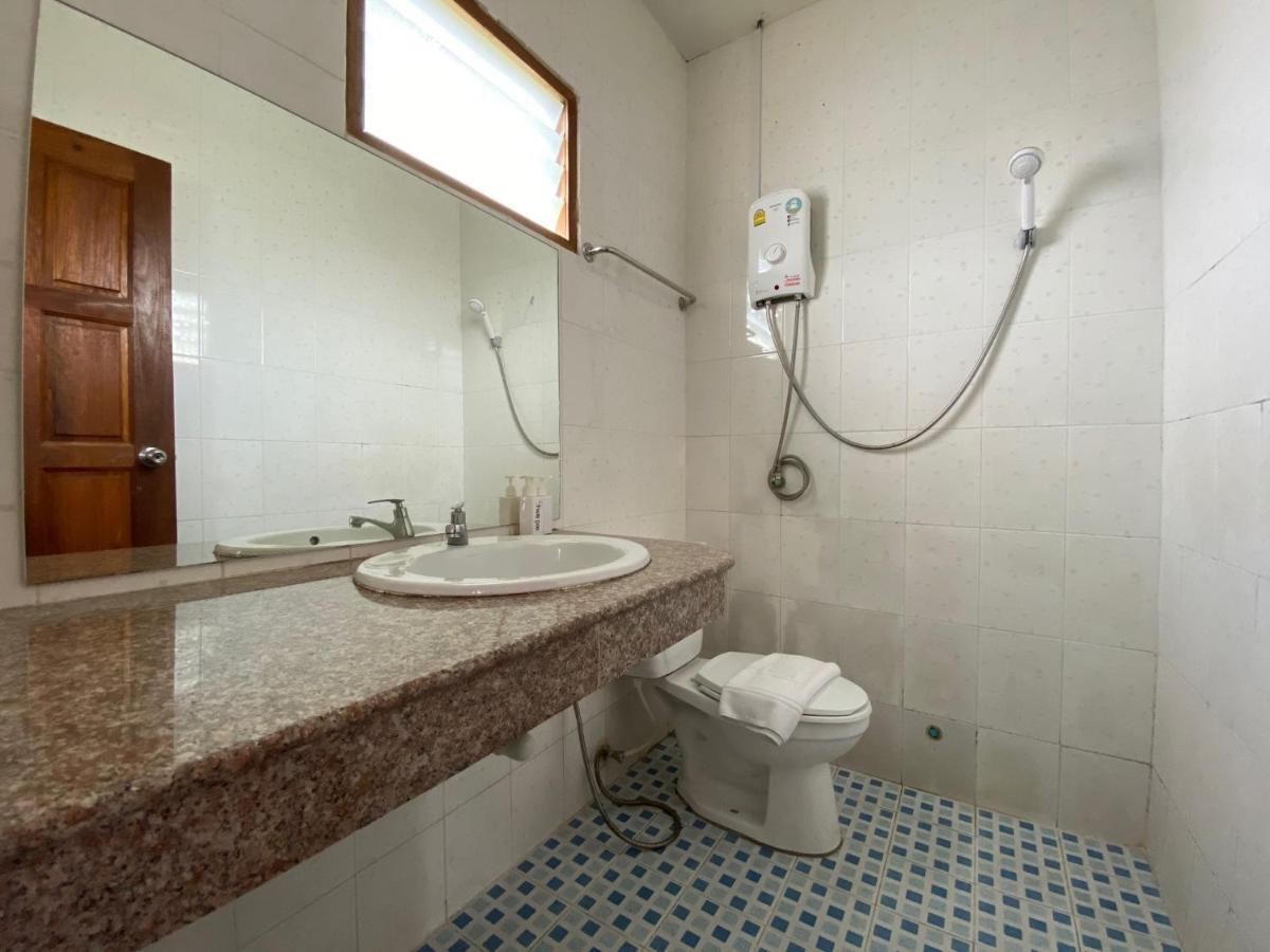 Yuwadee Resort Chalong Exterior foto